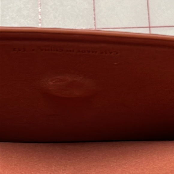 MISSONI NWT Chevron Embossed Flap Front Vegan Leather Eyeglass Case with Cloth - Picture 11 of 12